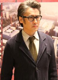 中文名:吳秀波  國(guó)籍:中國(guó)  民族:漢族  出生日期:1968年9月5日  職業(yè)