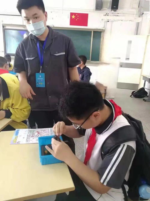 奉二 頭橋聯(lián)合中學(xué)組織八年級(jí)學(xué)生開(kāi)展職業(yè)體驗(yàn)活動(dòng)